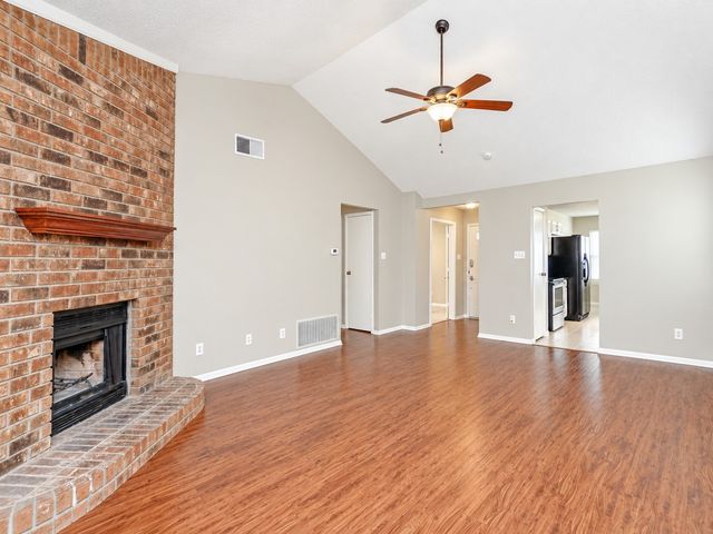 302 Rosemary, Euless, TX 76039