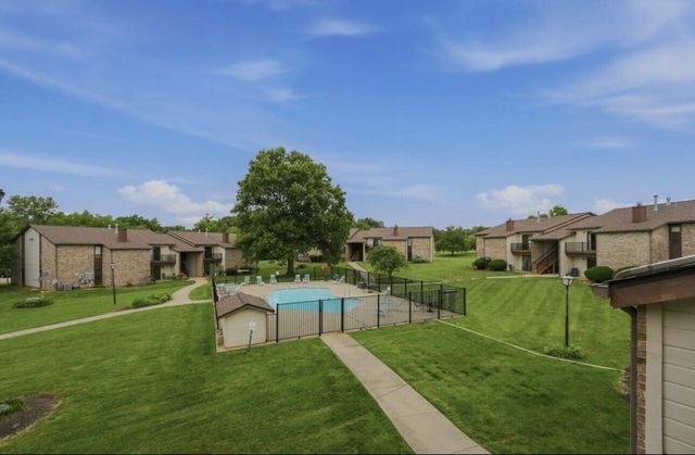 1879 N WATERFRONT DR H, Columbia, MO 65202
