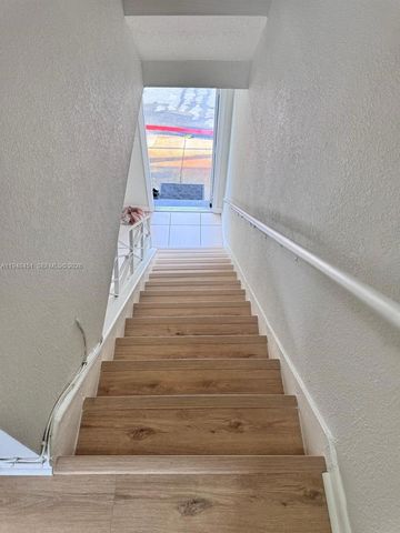 4605 NW 9th Dr 4605, Plantation, FL 33317