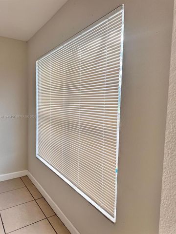 4605 NW 9th Dr 4605, Plantation, FL 33317