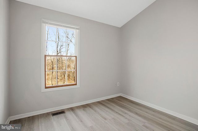 8263 BERRYFIELD DR, Nottingham, MD 21236