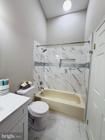 8263 BERRYFIELD DR, Nottingham, MD 21236