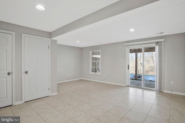 8263 BERRYFIELD DR, Nottingham, MD 21236