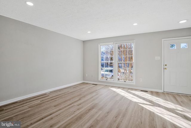 8263 BERRYFIELD DR, Nottingham, MD 21236