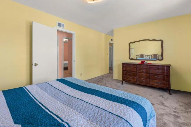 2721 Surrey Lane, Escondido, CA 92029