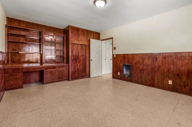 2721 Surrey Lane, Escondido, CA 92029