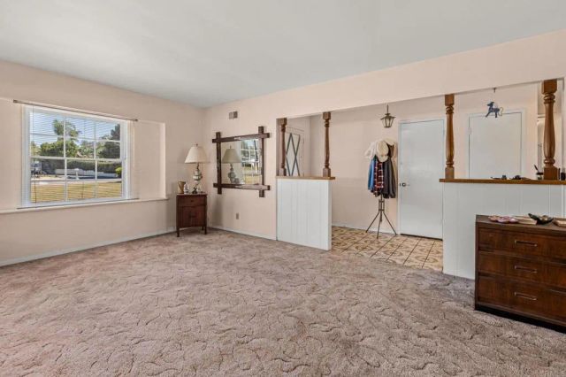 2721 Surrey Lane, Escondido, CA 92029