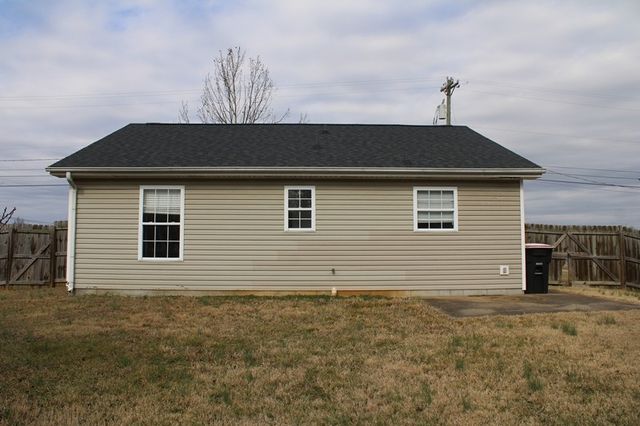 2819 Rome Ln, Clarksville, TN 37040