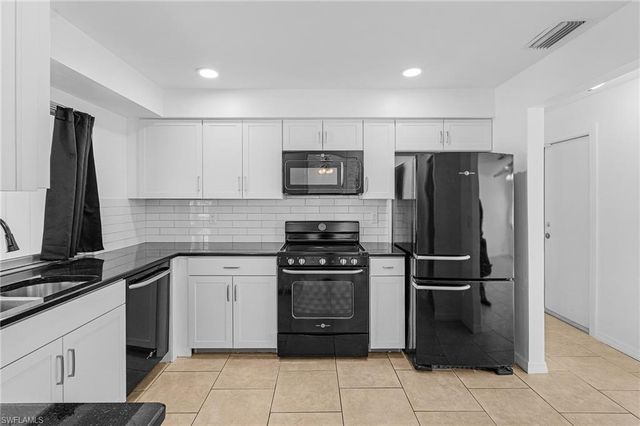 311 SW 48th TER, Cape Coral, FL 33914
