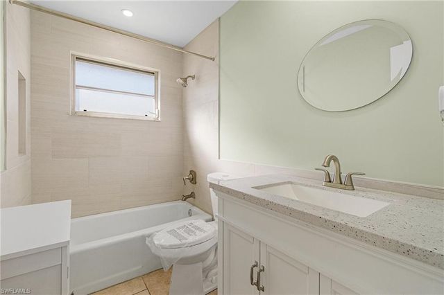 311 SW 48th TER, Cape Coral, FL 33914