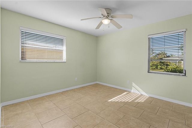 311 SW 48th TER, Cape Coral, FL 33914