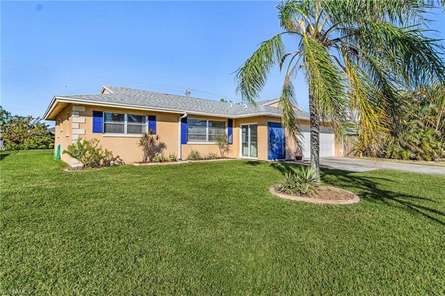 311 SW 48th TER, Cape Coral, FL 33914