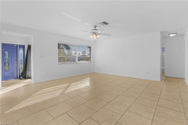311 SW 48th TER, Cape Coral, FL 33914
