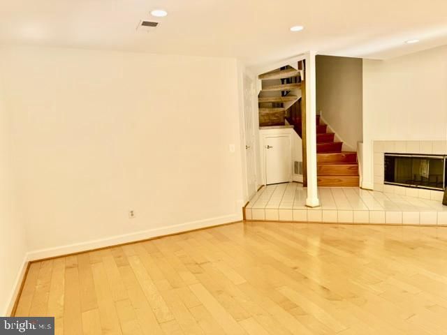 8015 MERRY OAKS CT, Vienna, VA 22182