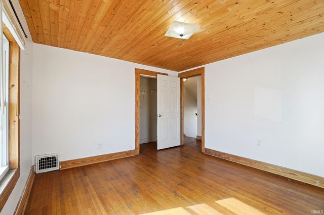 2315 California Avenue, Fort Wayne, IN 46805