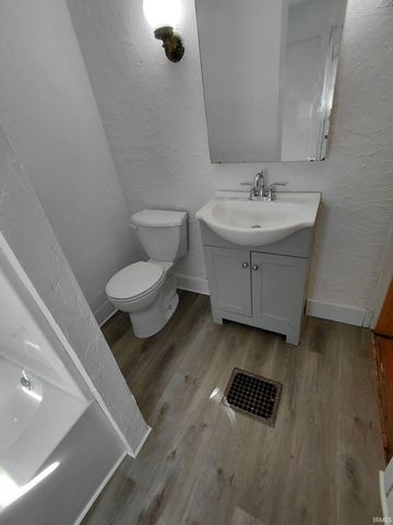 2315 California Avenue, Fort Wayne, IN 46805