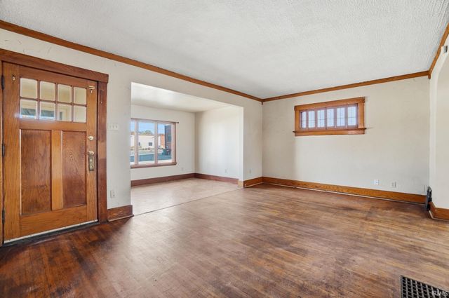 2315 California Avenue, Fort Wayne, IN 46805