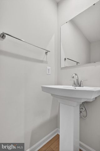 328 CREEKSIDE DR, New Providence, PA 17560