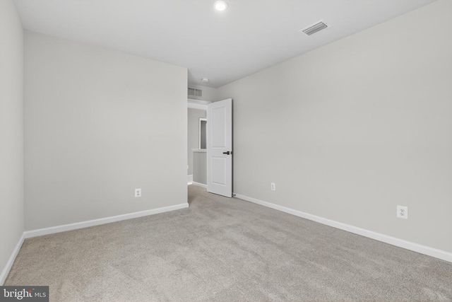 328 CREEKSIDE DR, New Providence, PA 17560