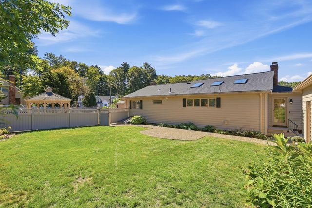 4 Nevada Road, Burlington, MA 01803