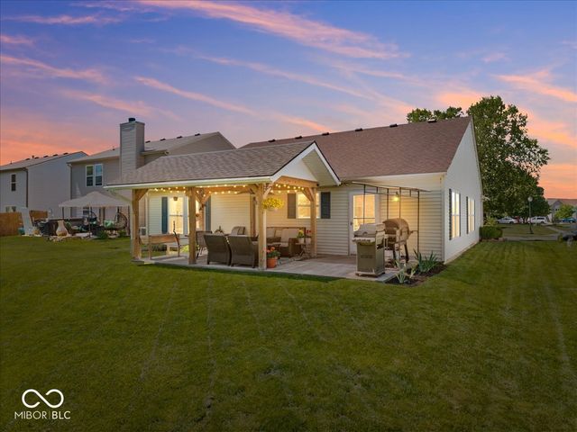 5671 N Burlington Drive, Mccordsville, IN 46055