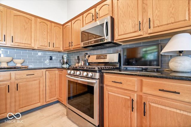5671 N Burlington Drive, Mccordsville, IN 46055