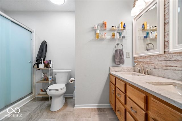 5671 N Burlington Drive, Mccordsville, IN 46055