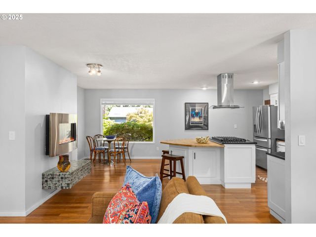 6639 Sw 153RD Ave, Beaverton, OR 97007