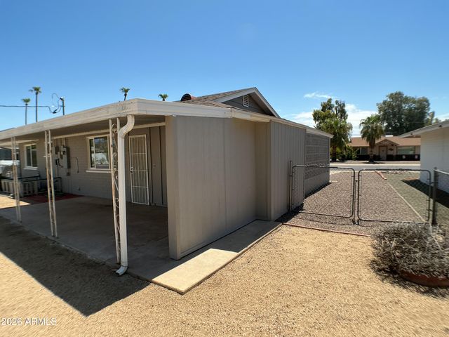 10846 W OAKMONT Drive, Sun City, AZ 85351