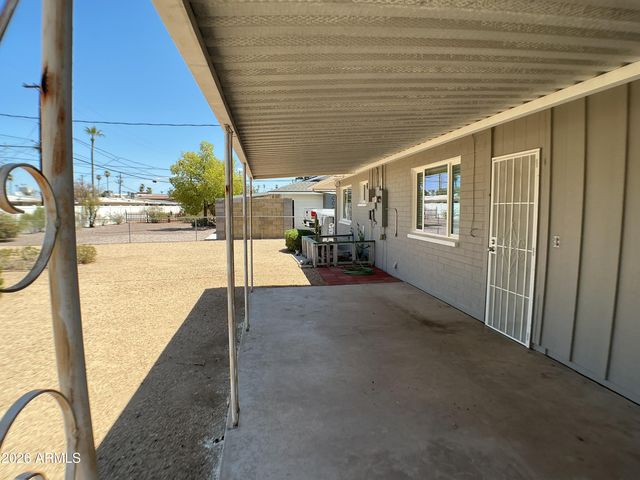 10846 W OAKMONT Drive, Sun City, AZ 85351