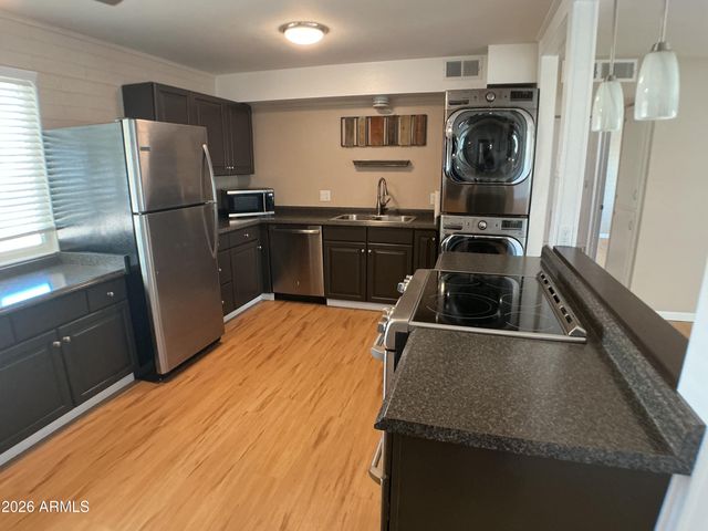 10846 W OAKMONT Drive, Sun City, AZ 85351