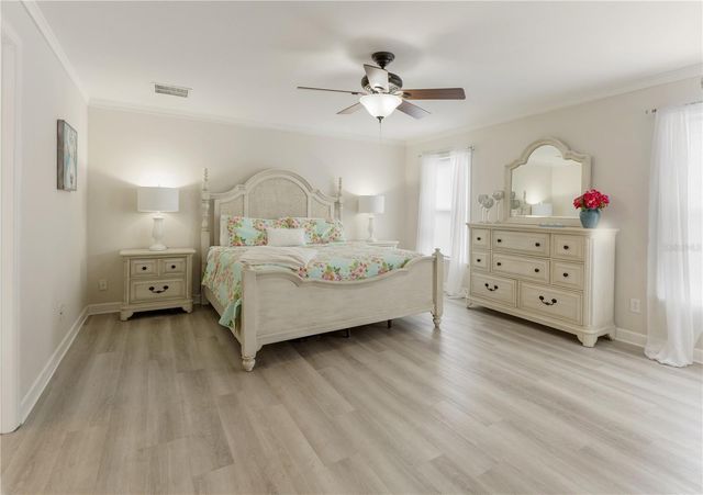 13826 ANTIGUA DRIVE, Seminole, FL 33776