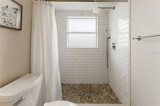 13826 ANTIGUA DRIVE, Seminole, FL 33776