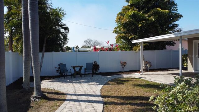 13826 ANTIGUA DRIVE, Seminole, FL 33776