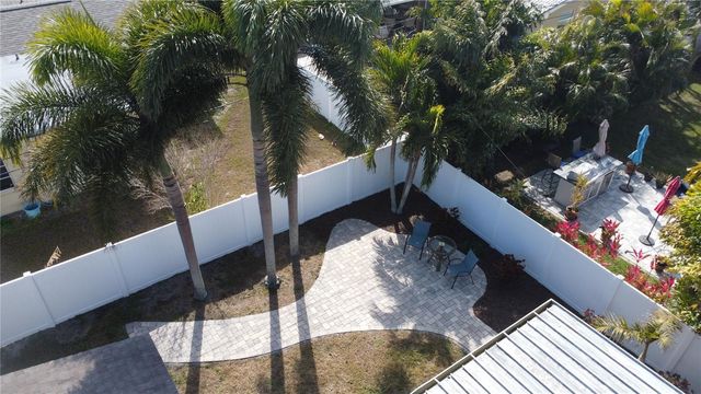 13826 ANTIGUA DRIVE, Seminole, FL 33776