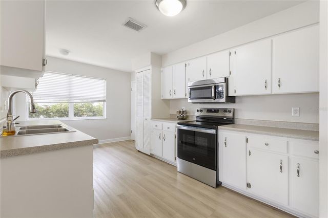 13826 ANTIGUA DRIVE, Seminole, FL 33776