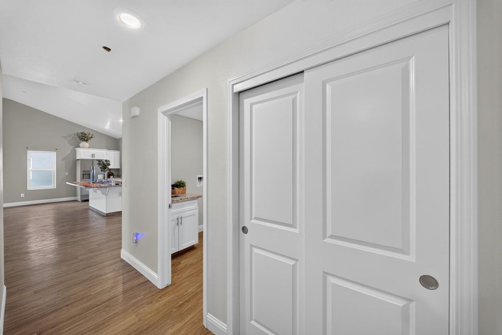 Image 19 of property listing at 18608 Fairfield Drive, Madera, CA 93638