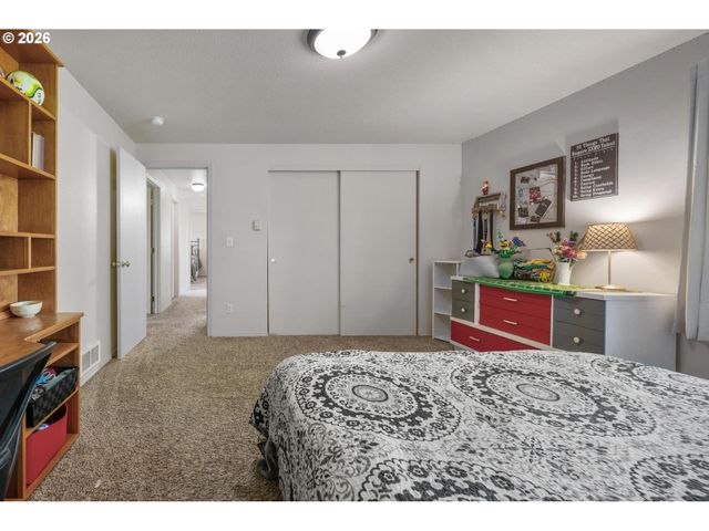 58905 ALEXANDRA Ln, St Helens, OR 97051