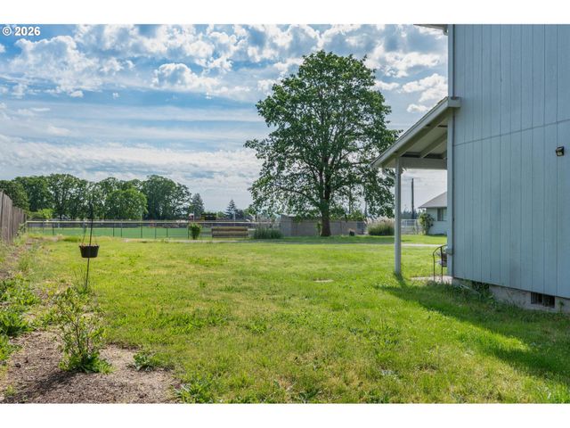 58905 ALEXANDRA Ln, St Helens, OR 97051