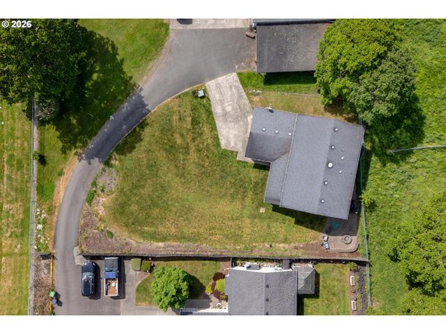 58905 ALEXANDRA Ln, St Helens, OR 97051