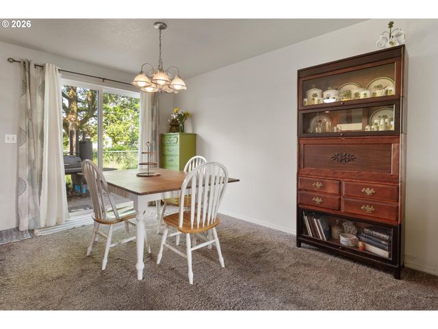 58905 ALEXANDRA Ln, St Helens, OR 97051
