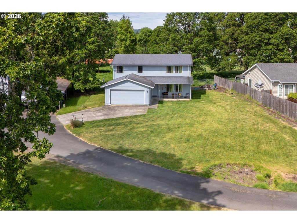 58905 ALEXANDRA Ln, St Helens, OR 97051