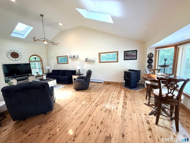 237 Wallens Hill Road, Winchester, CT 06098