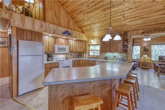 10488 Forest Circle Drive, Hayward, WI 54843