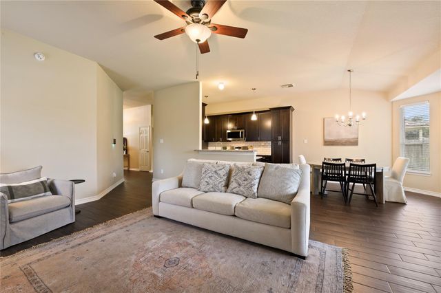 6704 Hidden Colony Lane, Dickinson, TX 77539