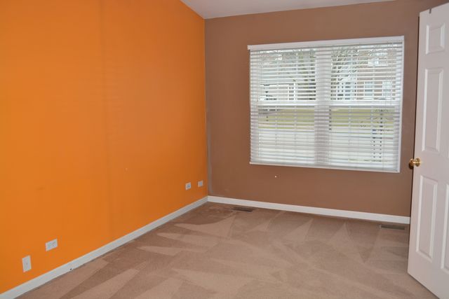 2068 NORWICH Drive, Bartlett, IL 60103