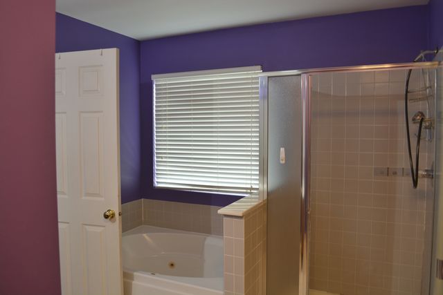 2068 NORWICH Drive, Bartlett, IL 60103