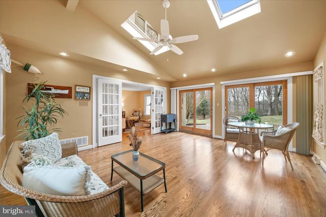 12 LARCHMONT CT, Hockessin, DE 19707