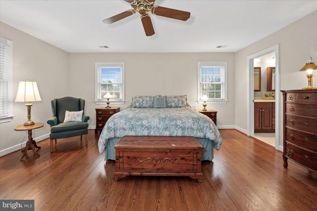 12 LARCHMONT CT, Hockessin, DE 19707