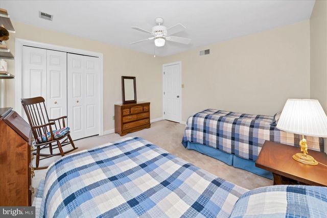 12 LARCHMONT CT, Hockessin, DE 19707